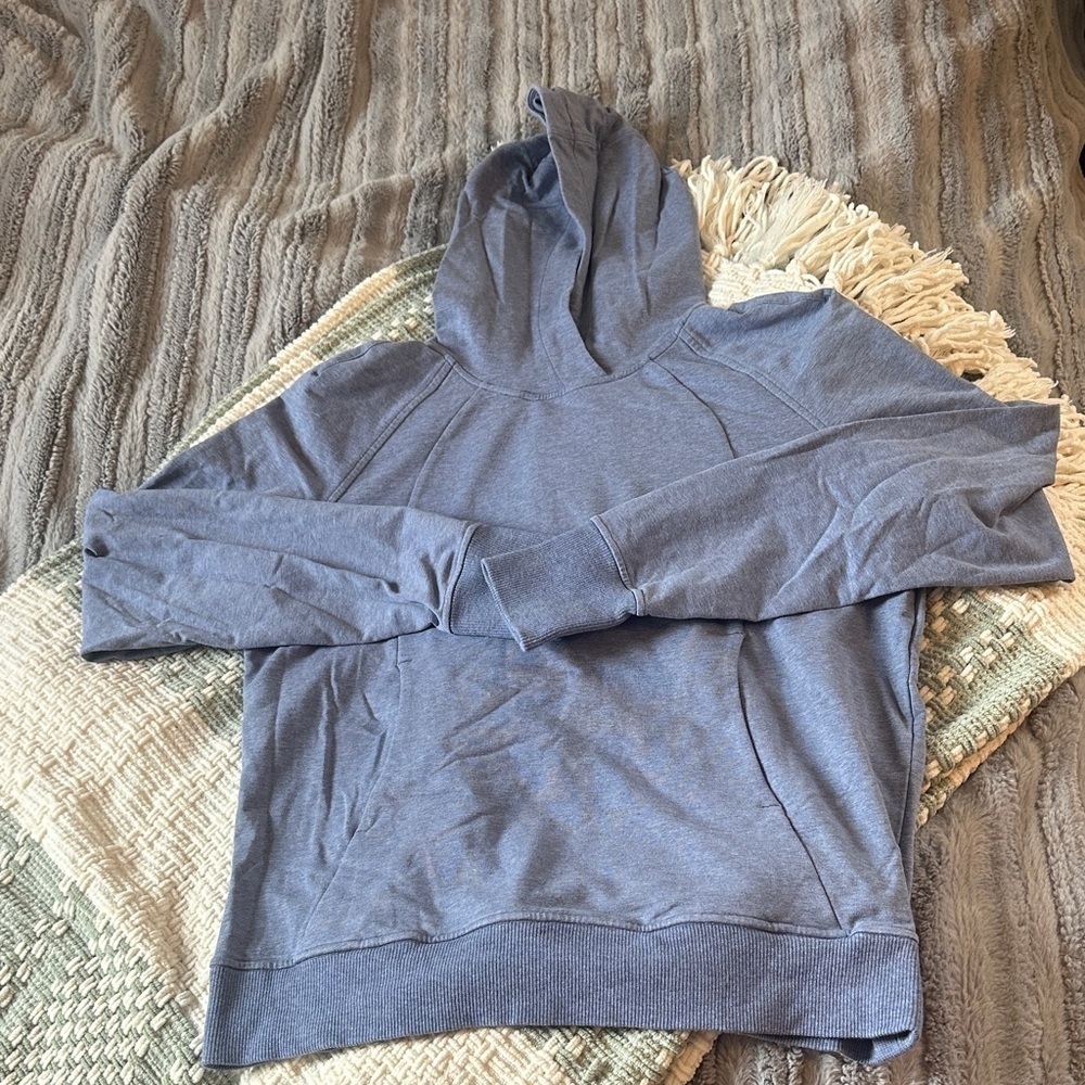 Women’s Lululemon hoodie